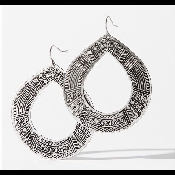 NEW Premier Designs Treasure Earrings - Picture 1 of 2